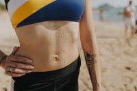 Kaboompics - Woman exercising on the beach