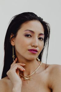 Kaboompics - Beautiful Asian woman wears massive gold handmade jewelry