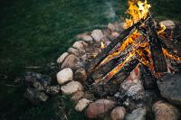 Kaboompics - Summer Campfire