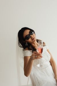 Kaboompics - Wedding - Bride - Portrait - Veil - Glass of Champagne - Sunglasses