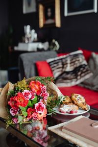 Kaboompics - Flowers - Cinnamon Rolls and croissant