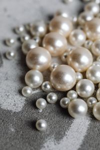 Background with pearls - wallpaper - closeup