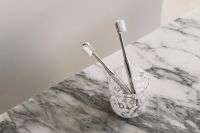 Kaboompics - Silver Toothbrush - Arabescato marble