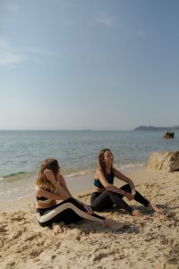 Kaboompics - Active Lifestyle On The Beach: Yoga And Relaxation Moments