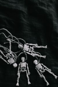 Halloween - Human skeleton miniatures