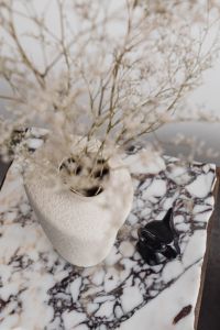 Kaboompics - Side coffee table - marble calacatta viola - vase