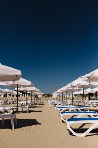 Kaboompics - Umbrellas and lounge chairs on Sunny Beach, Bulgaria