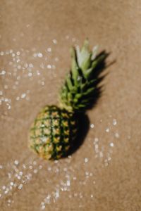 Blurred photo of a pineapple