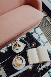 Kaboompics - Laptop, coffee and cake with meringue and whipped cream on black marble