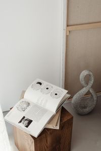 Open book - side table - cube - walnut wood - pedestal