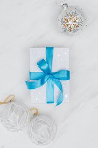 Kaboompics - Christmas gift with blue ribbon