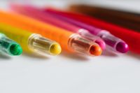 Kaboompics - Multicolored crayons