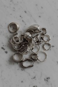 Kaboompics - Silver jewelry