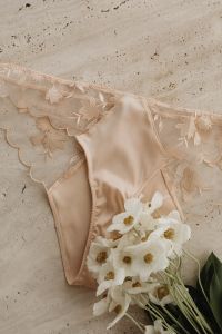 Kaboompics - Beige lace panties - flowers