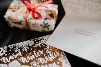 Kaboompics - Christmas wishes card & gift