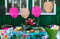 Kaboompics - Paper Monstera Leaves, Party Table