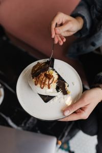 Kaboompics - Delicious Meringue in a Cozy Cafe