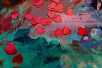 Kaboompics - Heart foil confetti
