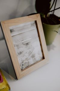 Kaboompics - Small wooden frame