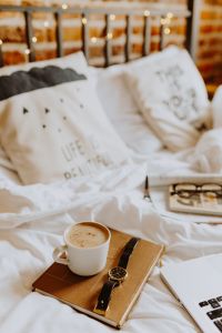 Kaboompics - Morning coffee in bed - working in bed
