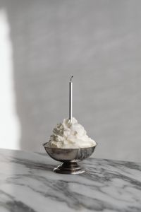 Kaboompics - Birthday Ice cream - Silver Candle