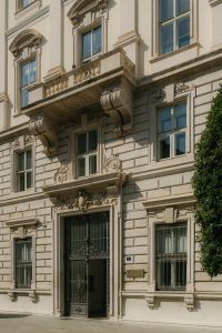 Kaboompics - Historic Trieste Apartment Entrance with Carved Stonework