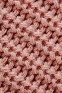 Kaboompics - Pink Chunky Knit Texture