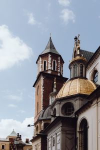 Kaboompics - Wawel Cathedral Gold Dome and Brick Tower in Krakow