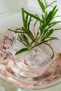 Kaboompics - Clear Lime Cocktail on a Travertine Slab