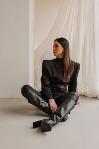 Chic Black Fashion Accessories and Dark Aesthetic Outfits
