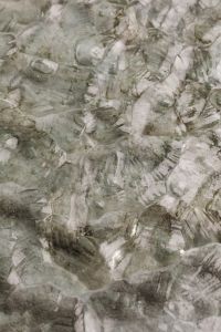 Kaboompics - Overlapping Glass Sheets with Crossed Panel Seams