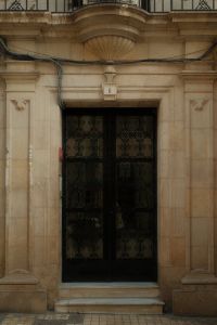 Kaboompics - Stone Entrance Door on Historic Malaga Building