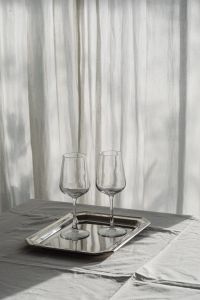 Kaboompics - Two Wine Glasses on Silver Tray