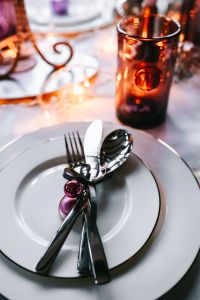 Kaboompics - Christmas table decorations