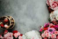 Kaboompics - Composition of flowers