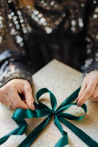 Kaboompics - Girl With a Gift