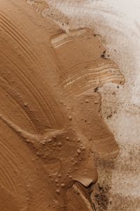 Kaboompics - Tan Foundation with Textured Edge