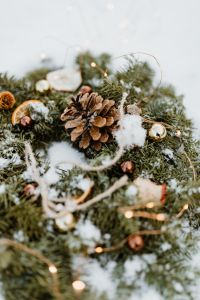 Kaboompics - Close-Up of Winter Wreath Texture and Natural Decorations