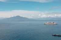 Kaboompics - Cruise Ship Sailing Across The Bay Of Naples Toward Vesuvius