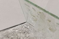 Kaboompics - Glass Panel Corner with Textured Cast Shadow and Neutral Copy Space