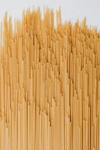 Kaboompics - Close-Up of Parallel Spaghetti Sticks for Italian Food Texture Backgrounds