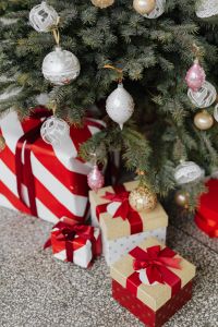 Kaboompics - Christmas Tree and Presents with Ornament Bokeh