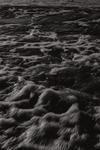 Kaboompics - Monochrome Ocean Swell with Whitewater, High Contrast Texture