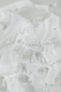 Kaboompics - Soft-Focus White Shaving Foam Texture with a Neutral Gray Background