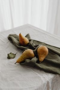 Kaboompics - Still Life With Pears
