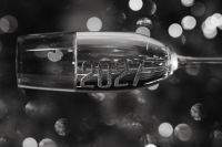 Kaboompics - Glamorous New Year’s Eve Champagne With Glittering 2027 Numbers And Silver Bokeh