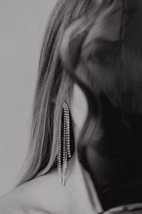 Kaboompics - Black and White Woman Portrait with Long Chain Earrings