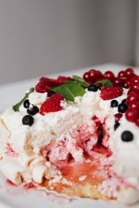 Kaboompics - Vertical Macro of Berry Cream and Exposed Pavlova Layers