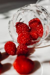 Kaboompics - Raspberries In Crystal Glass Close Up