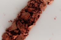 Kaboompics - Copper Brown Powder Makeup Swatch